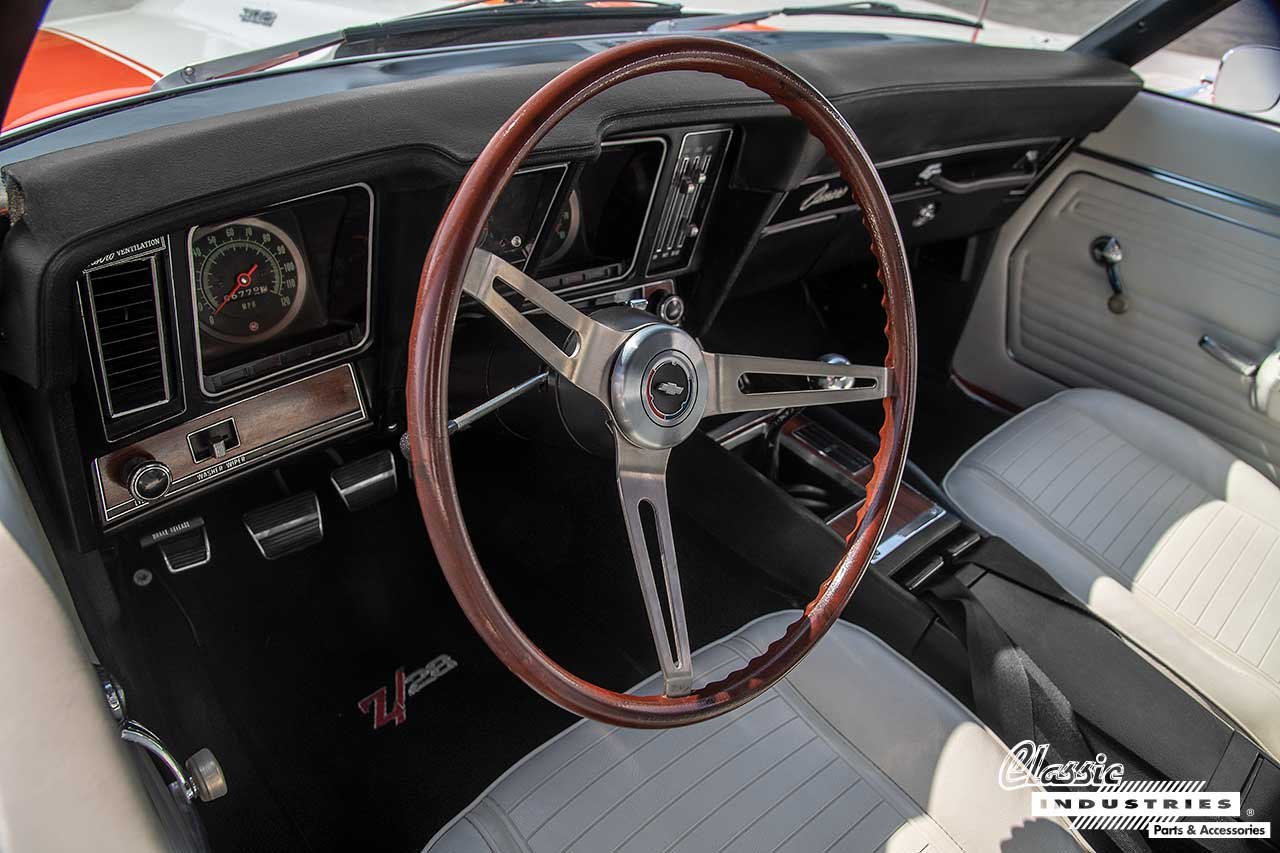 69-Z28-Orange_SteeringWheel