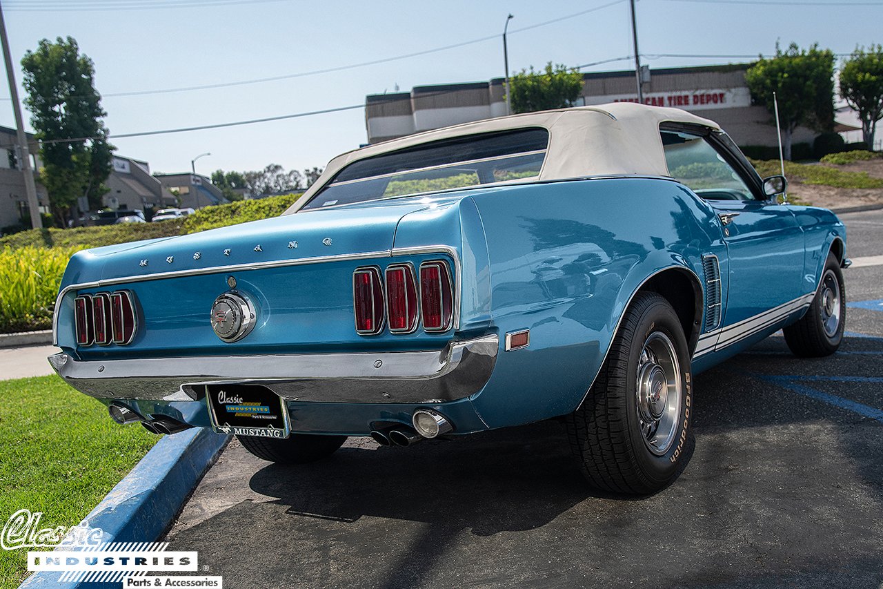 69ConvMustang_RearQuarter