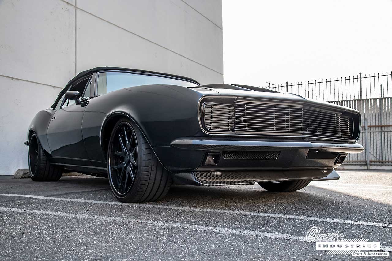 67CamaroGrayCarbonFiber_LowQuarter