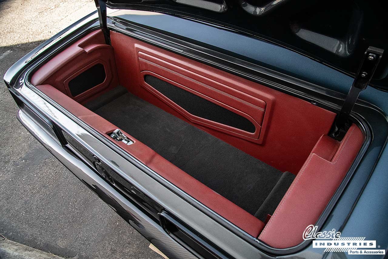 67CamaroGrayCarbonFiber_Trunk