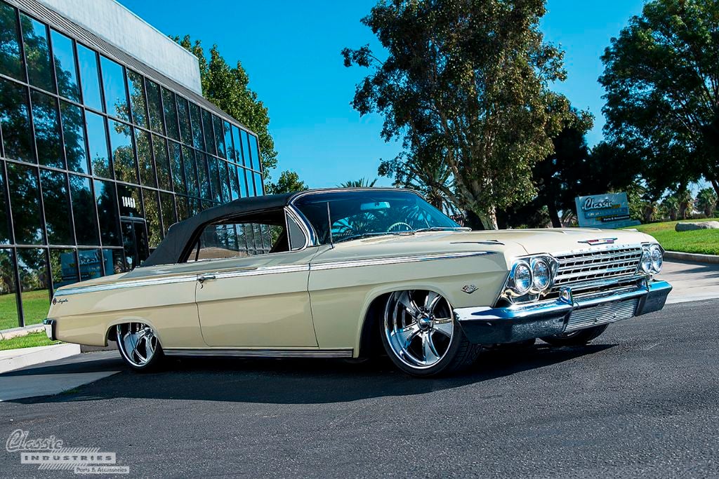 62 Chevy Impala front