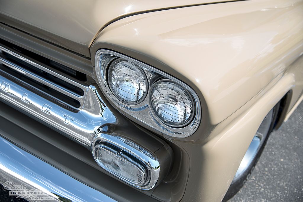 1958 Chevy Apache Restomod - Slammed 454