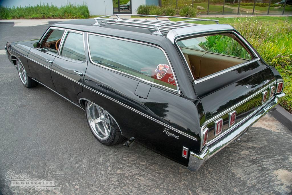 Black 69 Impala wagon 03