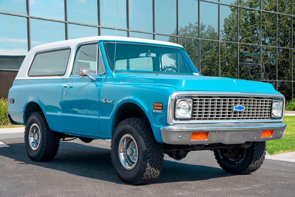 Blue '71 K5 Blazer 1