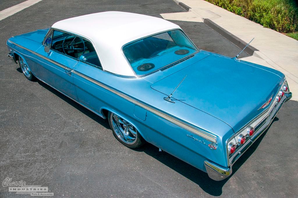 Lt Blue '62 Impala SS 2v2