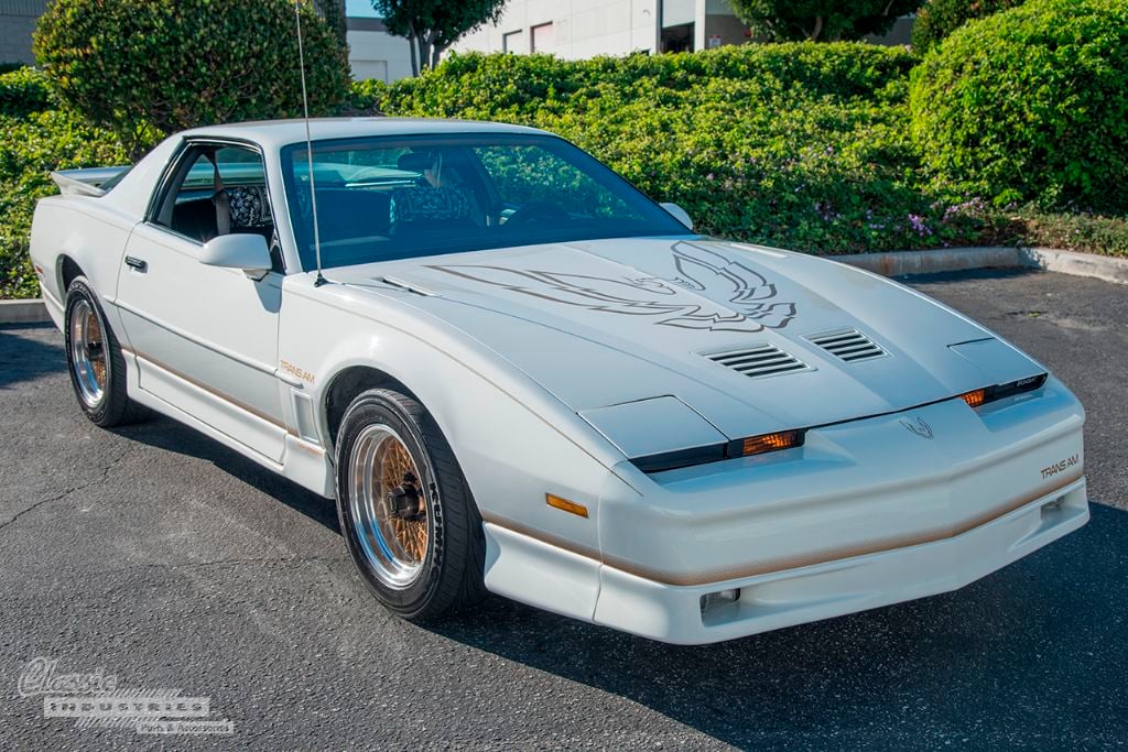 White 86 Trans Am 01