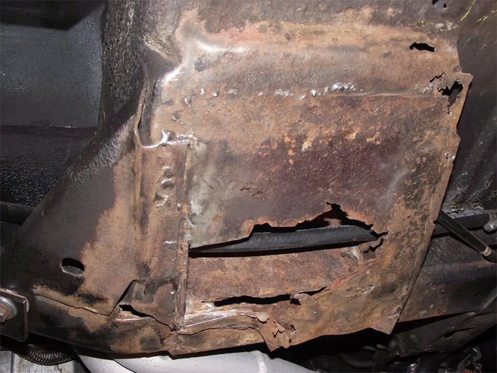 Mustang convertible LH torque box rusty copy