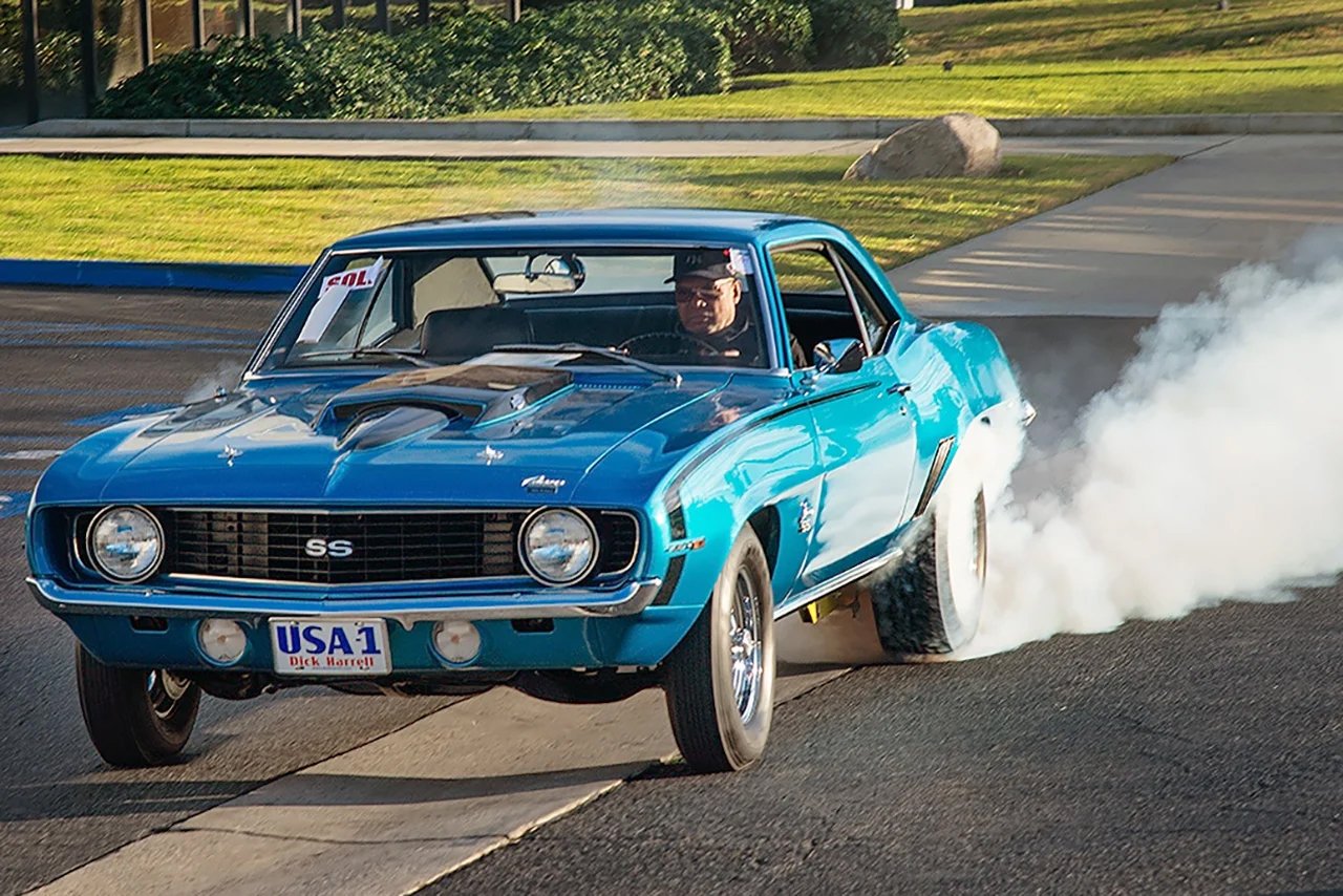 dick-harrell-camaro-burnout copy