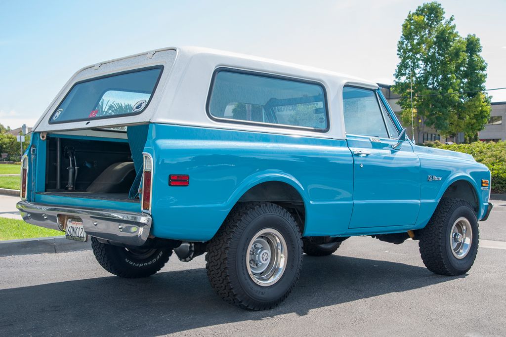 Kenneth came by our Huntington Beach showroom to pick up some Chevy Blazer parts for his '71 K5. Other than a missing tailgate, the truck is nearly finished.